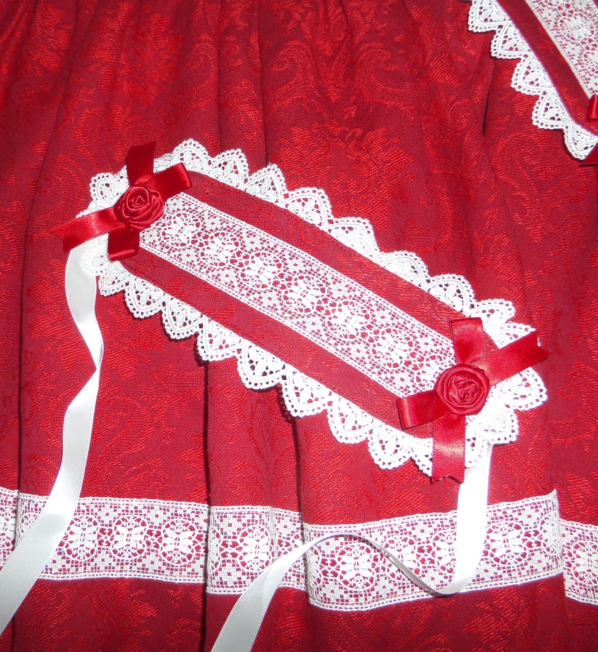 Red Jacquard sets