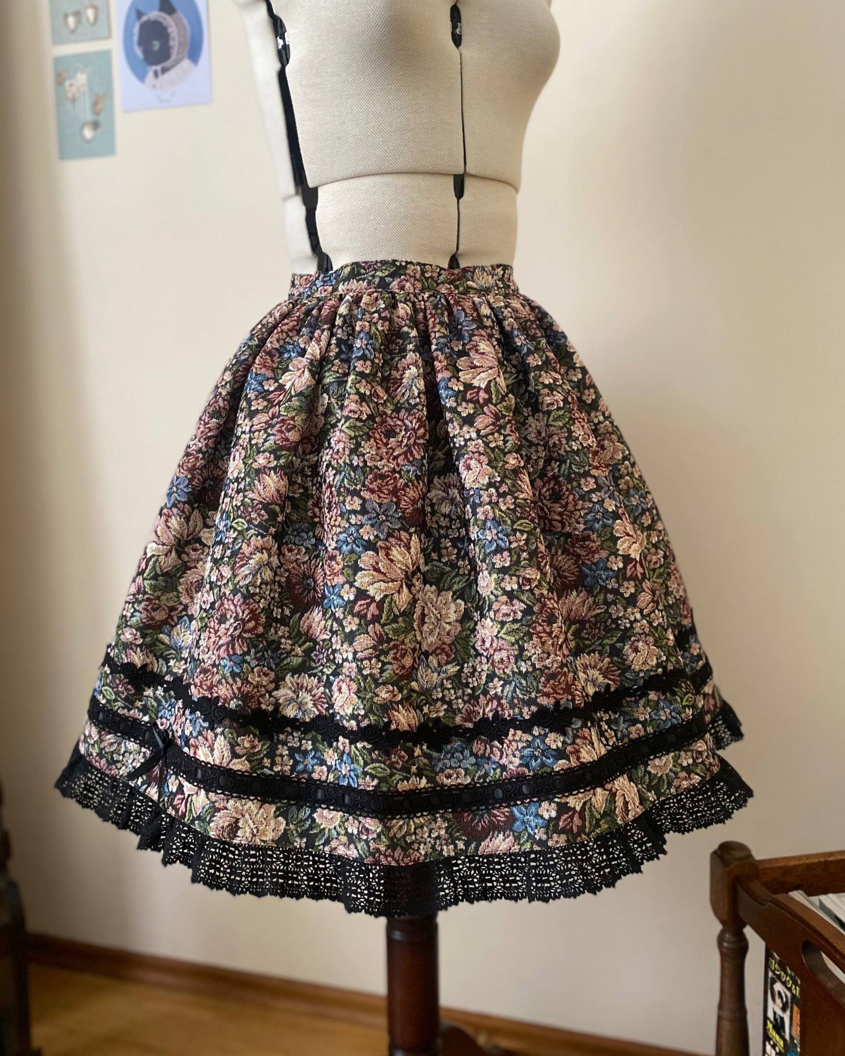 Floral gobelin skirts