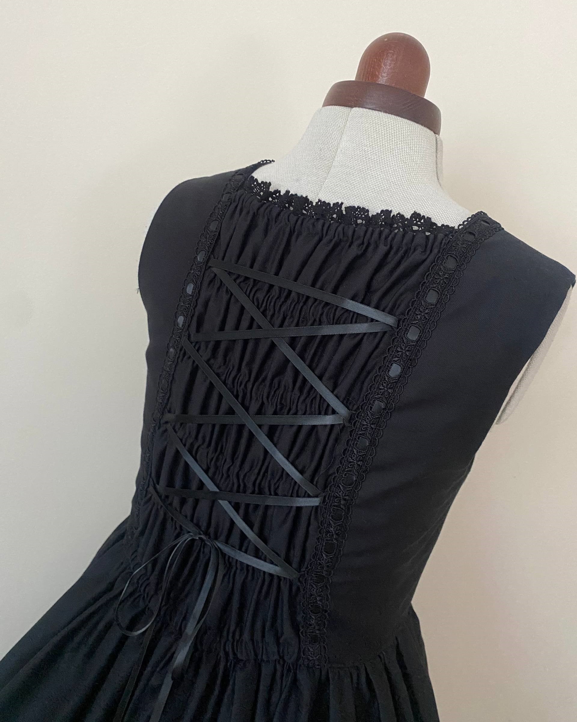 {Sample} Shirring JSK
