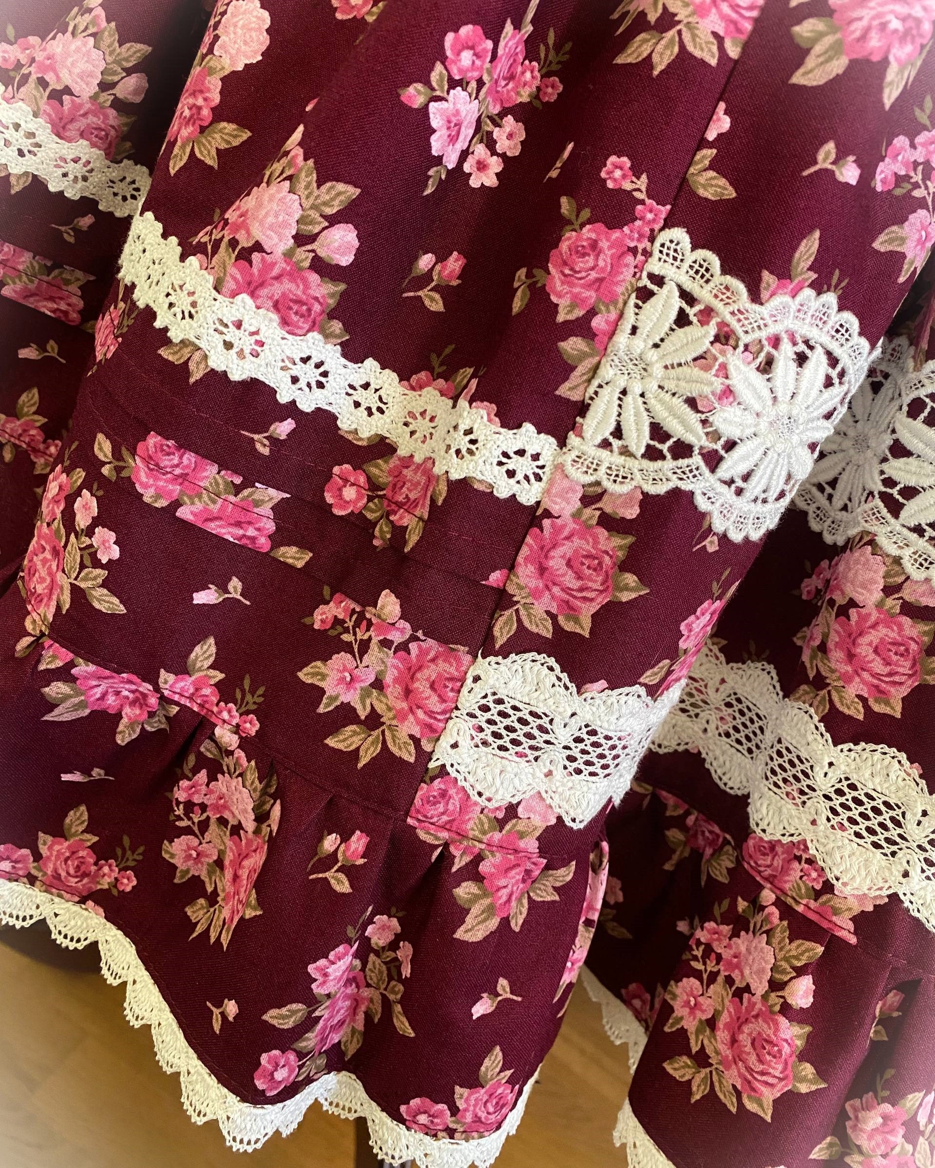 Bordeaux bouquet skirt