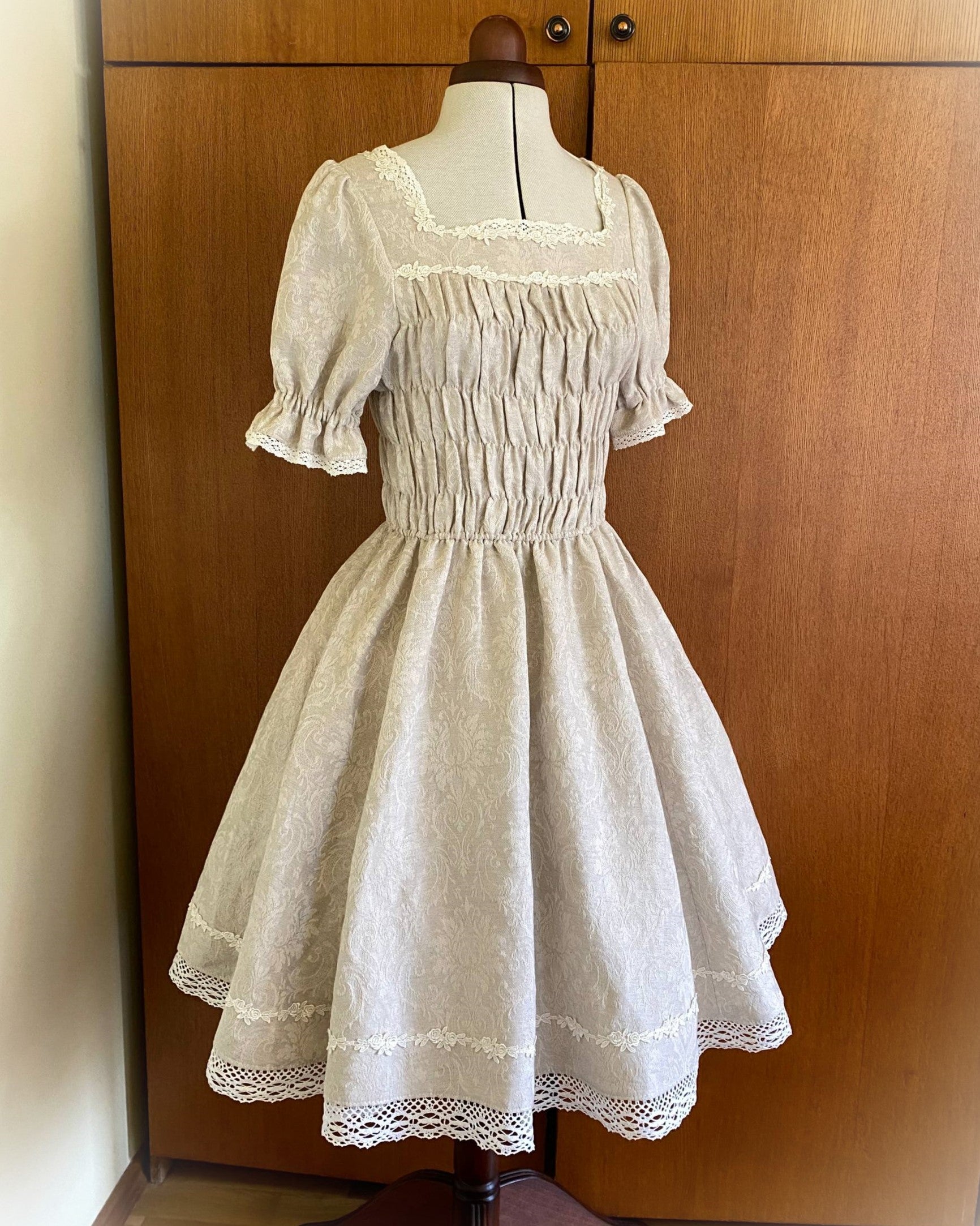 Linen jacquard square neck OP