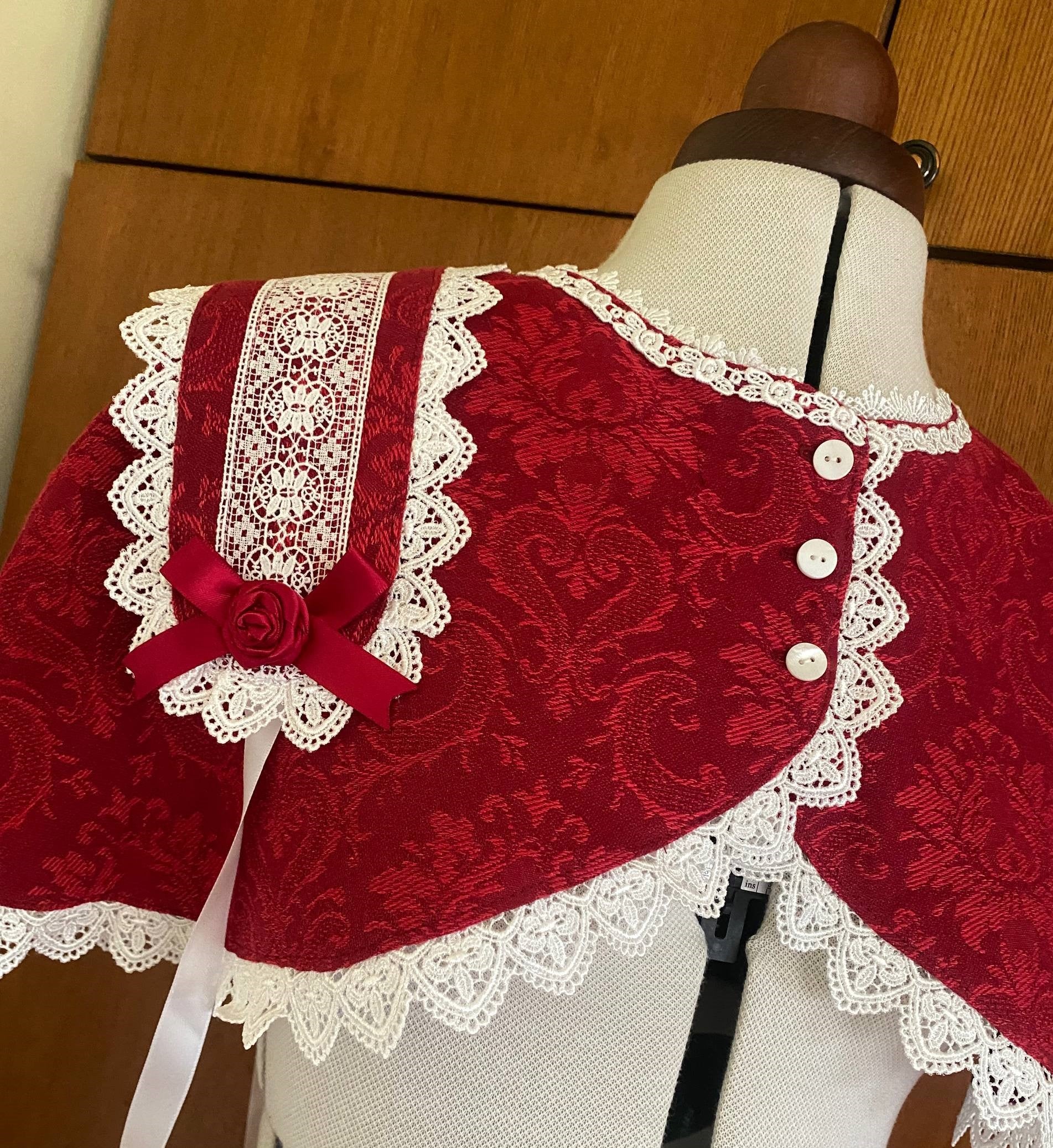 Red Jacquard sets