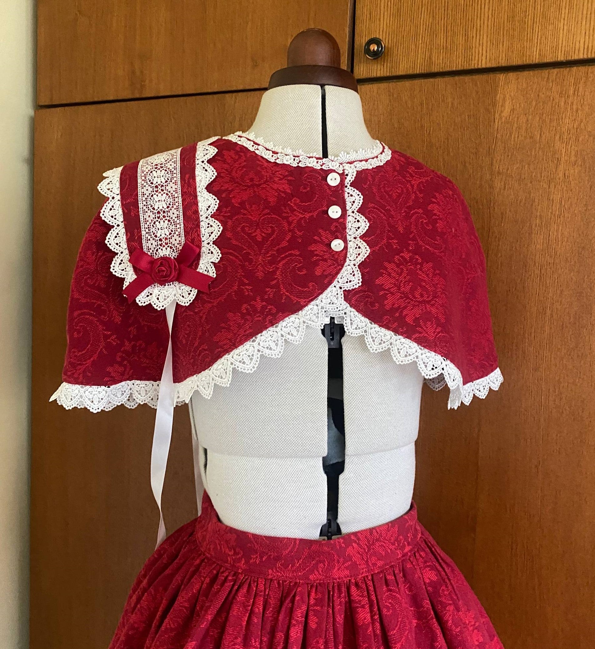 Red Jacquard sets