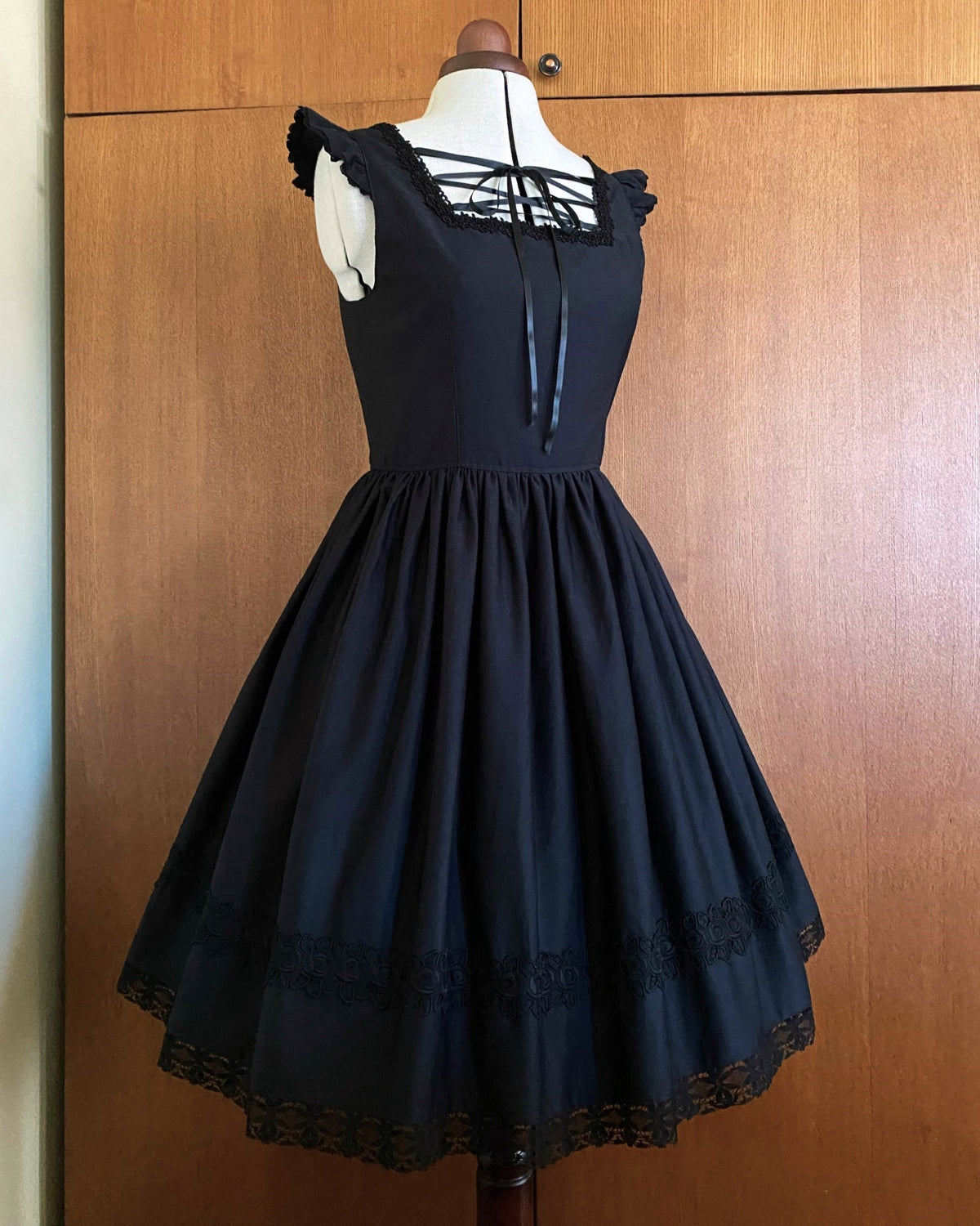 Frill wing JSK